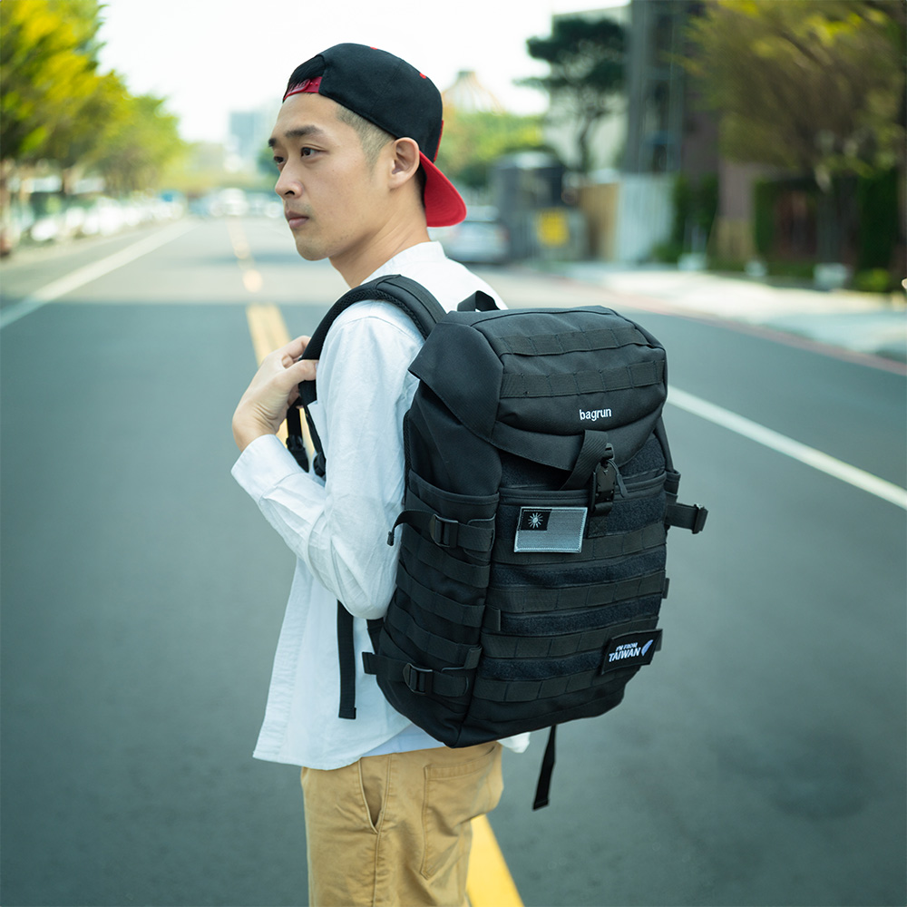 頂級CORDURA背包推薦 都會玩家瞬開翻蓋後背包