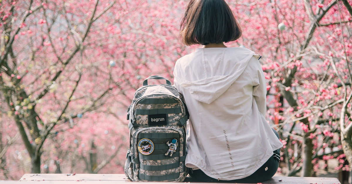 喜歡四處趴趴走的文青系女孩