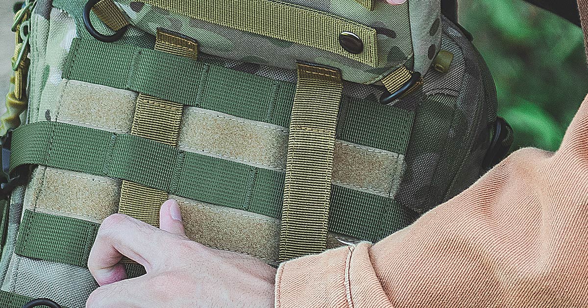 MOLLE 系統是什麼？軍規後背包完整入門指南