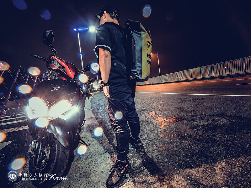 氣彈系列巔峰防水背包