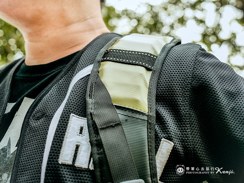 氣彈系列巔峰防水背包