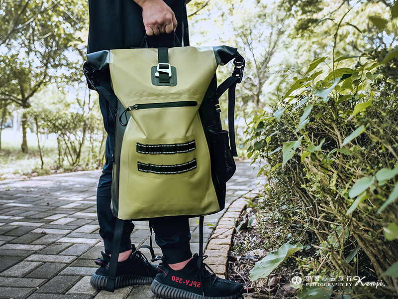 氣彈系列巔峰防水背包