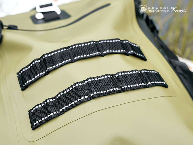 氣彈系列巔峰防水背包