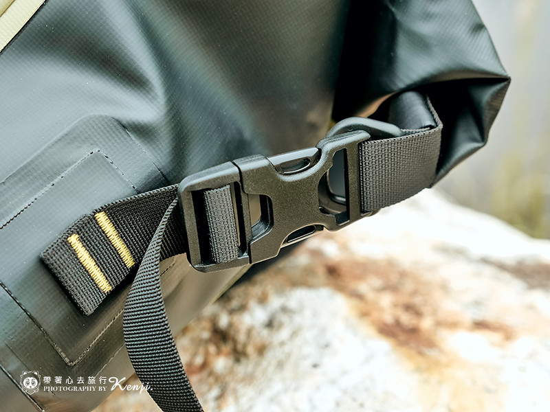 氣彈系列巔峰防水背包