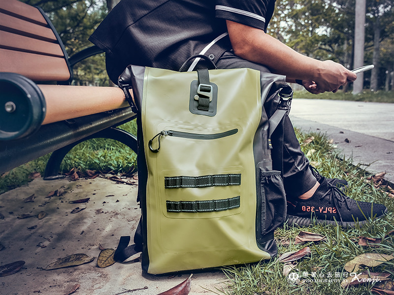 氣彈系列巔峰防水背包