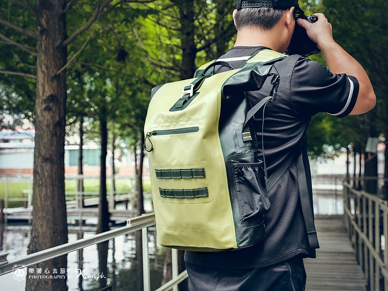 氣彈系列巔峰防水背包
