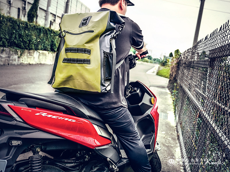 氣彈系列巔峰防水背包