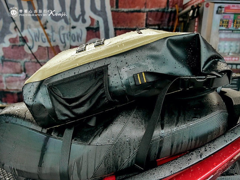 氣彈系列巔峰防水背包