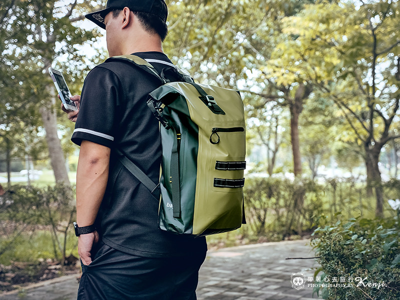 氣彈系列巔峰防水背包