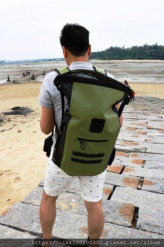 氣彈系列巔峰防水背包