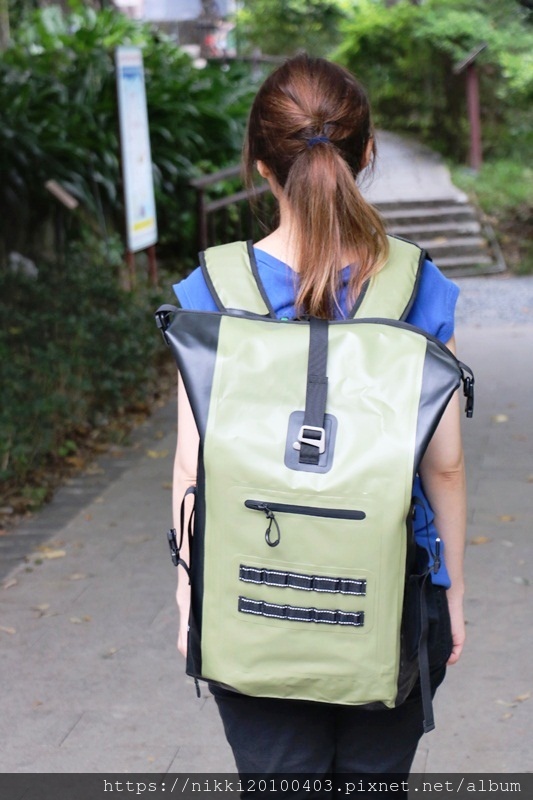 氣彈系列巔峰防水背包