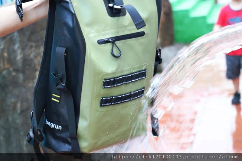 氣彈系列巔峰防水背包