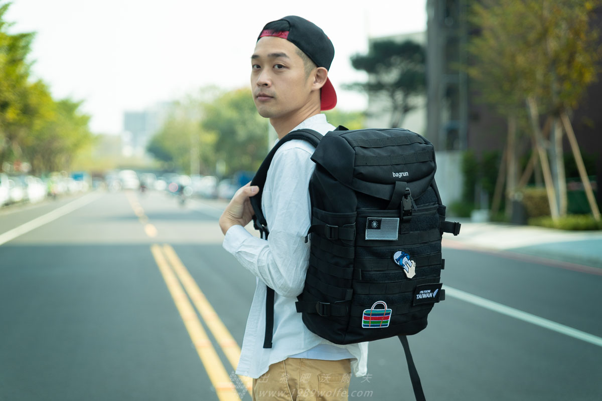 沃爾夫 都會玩家瞬開翻蓋後背包