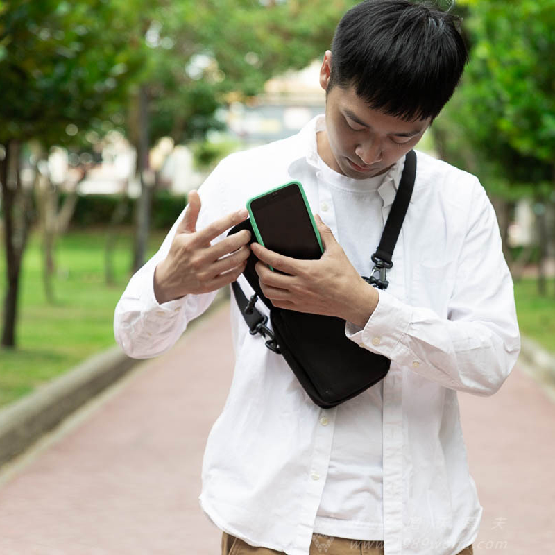 型男必備的隨身小包推薦