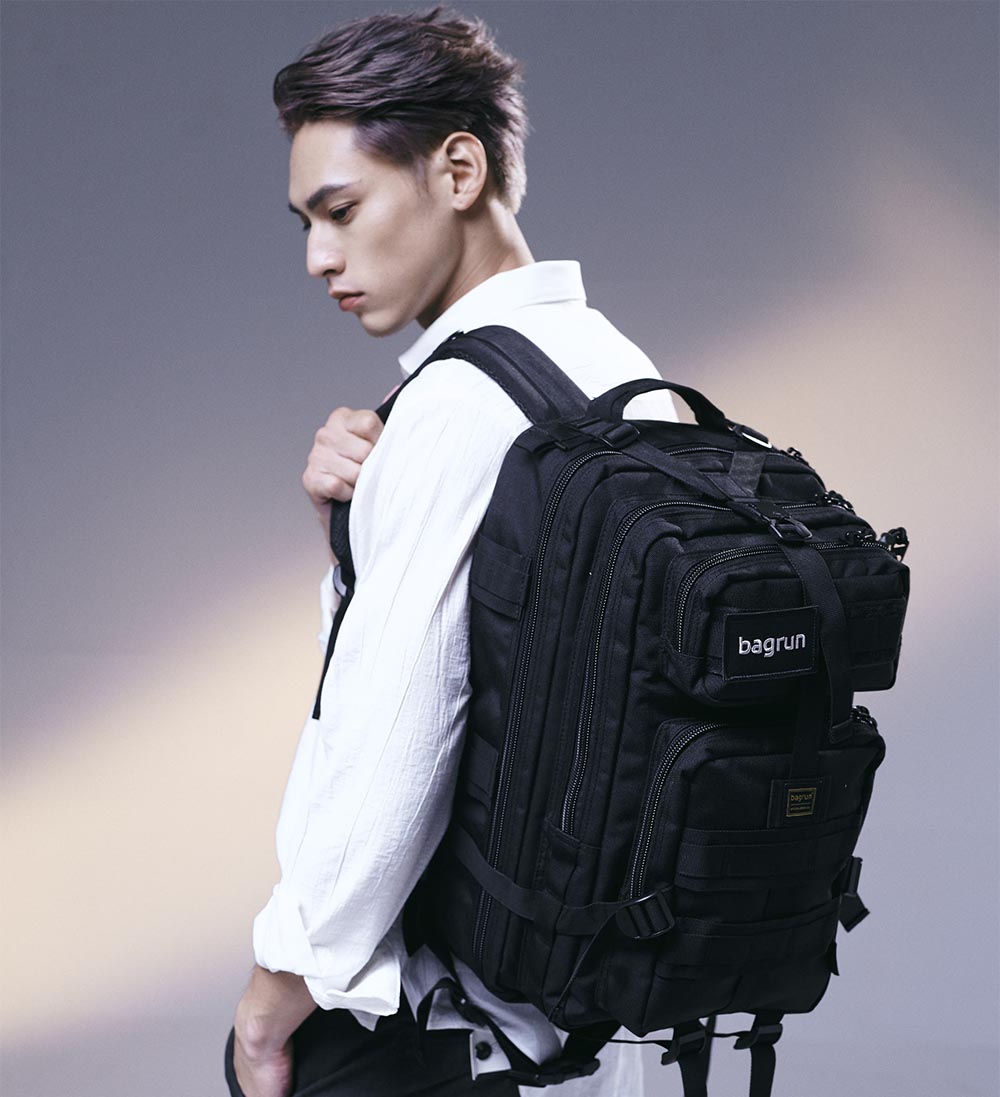 多功能雙肩背包推薦｜以實用的軍規機能，滿足現代人需要的所有功能！