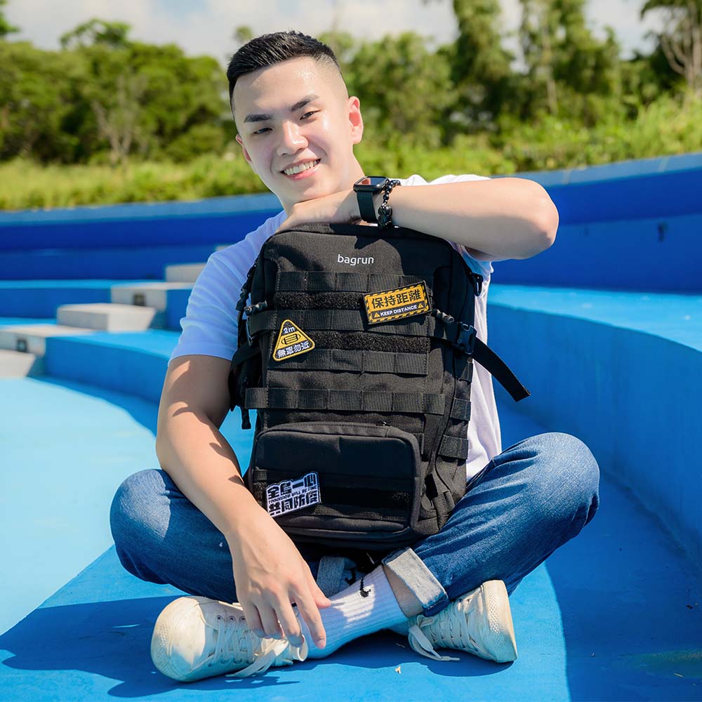 地表最強軍規筆電後背包：全日玩家軍事風格後背包