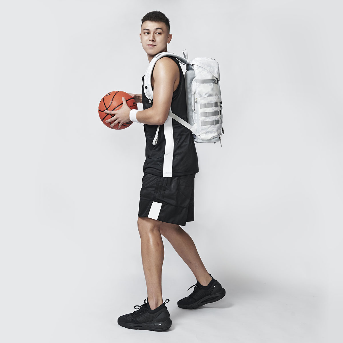 新生代控衛田浩最愛的運動玩家後背包