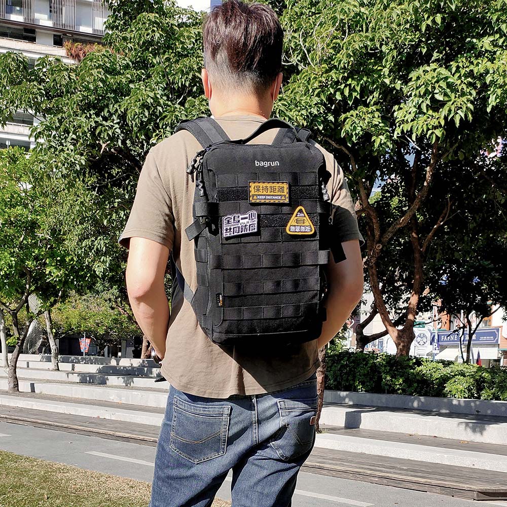 上班後背包實用推薦｜全日玩家軍事風格後背包