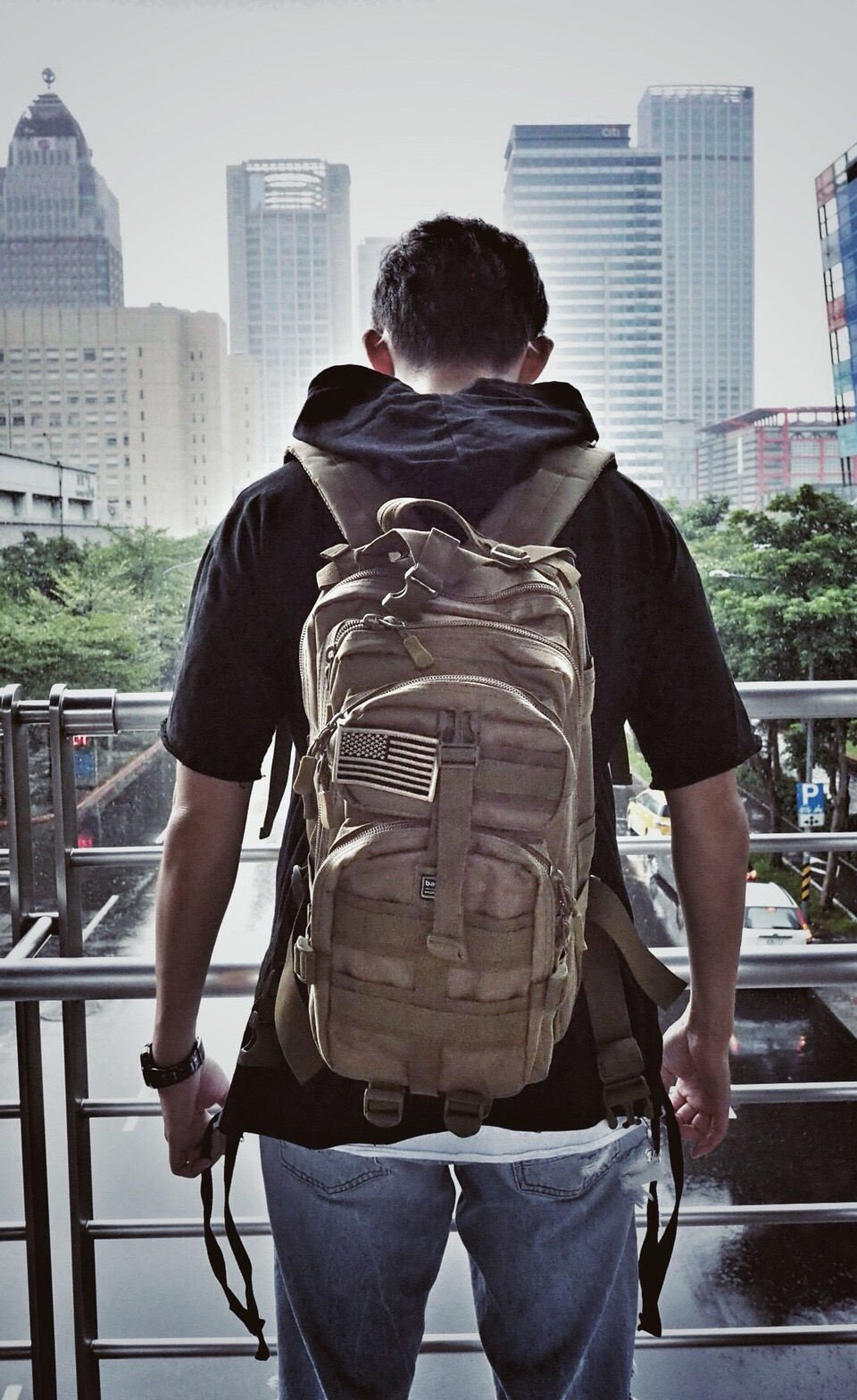 I’m Possible! / Youtuber 圓糖熱愛揹著bagrun都會玩家軍事風格後背包登山