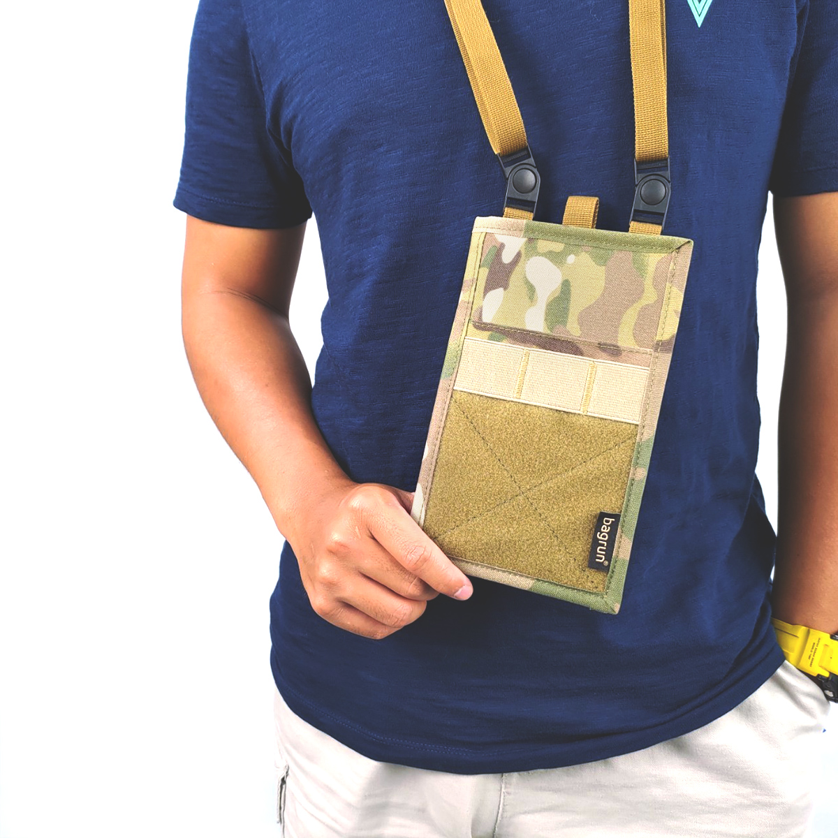 台灣設計軍風護照包/軍風機能隨行貼身小包