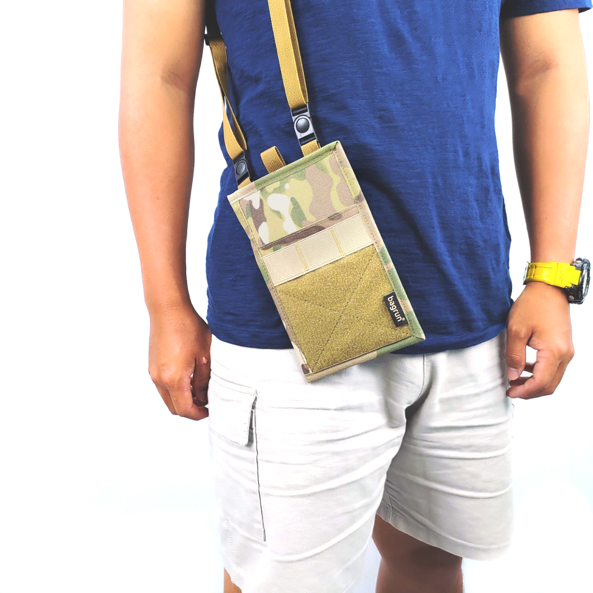 台灣設計軍風護照包/軍風機能隨行貼身小包