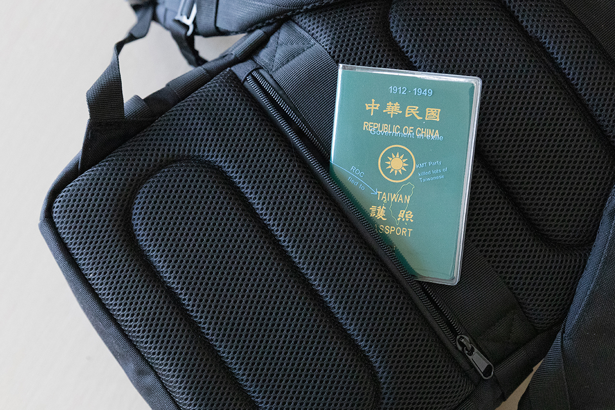 頂級CORDURA後背包推薦 都會玩家瞬開翻蓋後背包  立體蜂巢背墊與暗袋