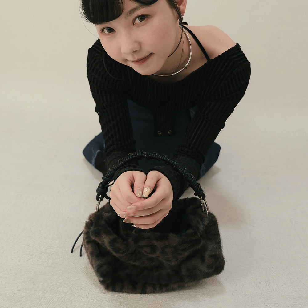 Mini Hobo Bag 柔軟毛毛手提/側背包（咖黑豹紋）