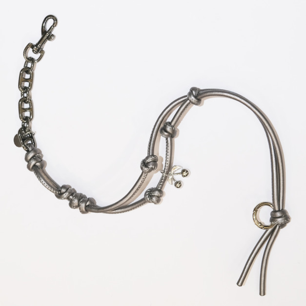 Charm 多功能吊飾（鏈條皮革繩墜飾）