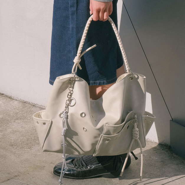 The Corner Bag 繩索造型街角包 （象牙白）