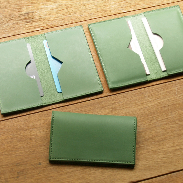 Grass Green  手工真皮卡片夾/名片夾 (免費客製化刻印英文名/禮盒包裝)