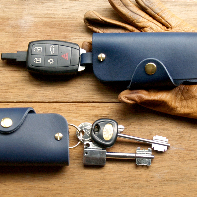 Navy Blue 手工真皮鑰匙包 (附掛鉤/客製化刻印英文名/禮盒包裝)