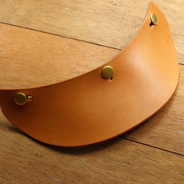 Classic Tan 手工真皮安全帽簷 ( 客製化刻印英文 )