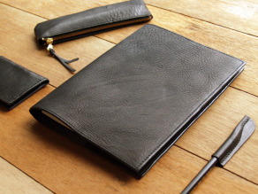 Harley Black 手工真皮記事本/繪圖本/書套(附A5空白記事素描本，客製化刻印英文名)