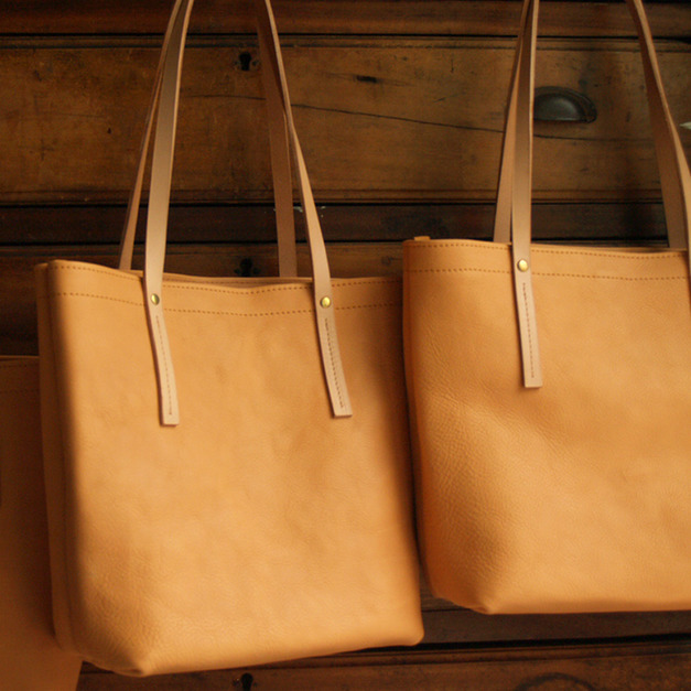 【 福利品 惜物特賣 】Classic Tan Tote 手工托特包