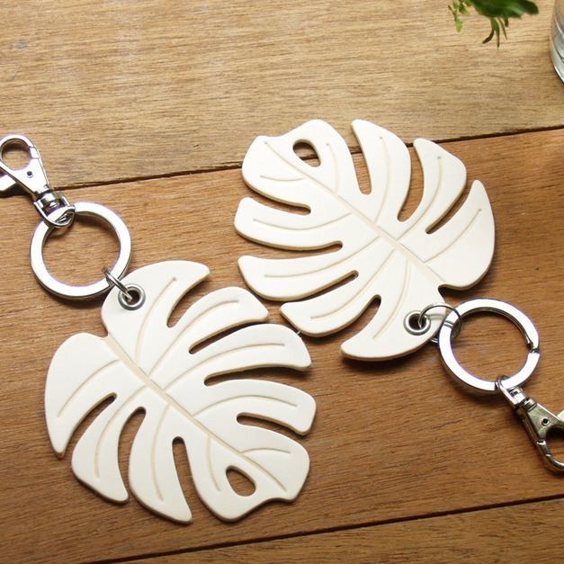 龜背芋 手工真皮鑰匙圈/包包吊飾 (英文刻字/禮盒包裝)