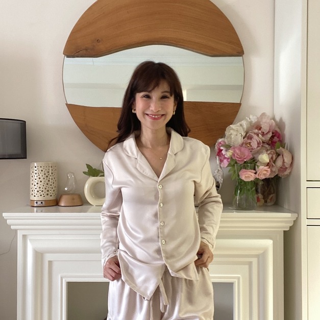 S1- Blush Glow 柔緞蕾絲長袖短褲睡衣組-S