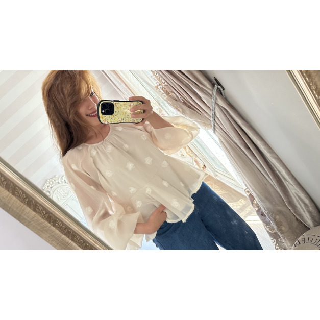 O2-浪漫立體花瓣上衣