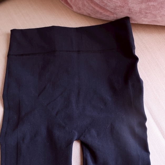 S28- Colombia輕強度縮馬鞍肉翹臀無痕塑身短褲 - S/M