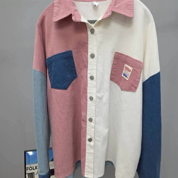 今年很火紅的拼接襯衫