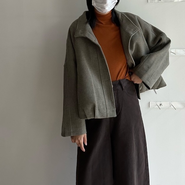 毛呢鋪棉泡芙外套