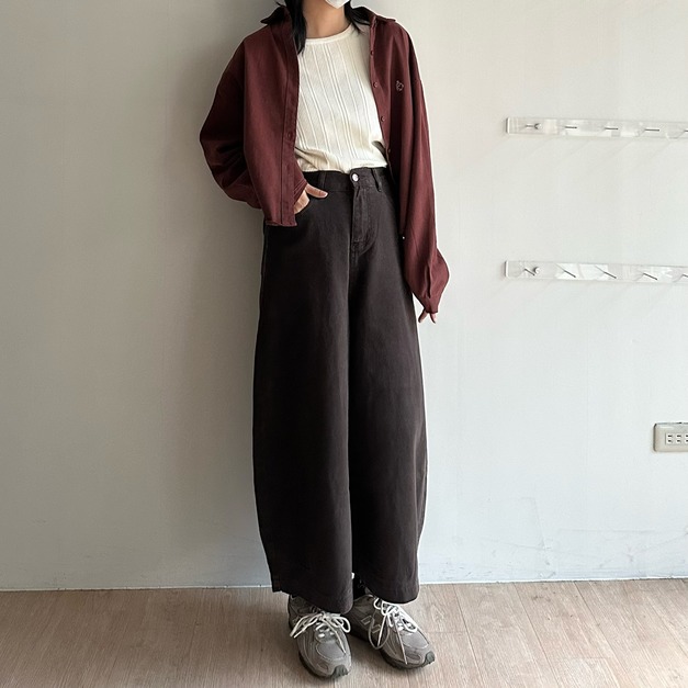 小隻女孩必買的牛仔繭型褲