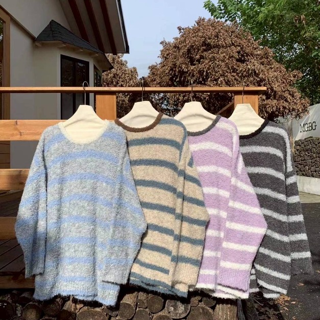 滾邊柔軟毛衣（很輕很保暖）