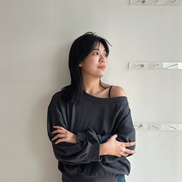 質感超好磨毛斜肩大學Ｔ