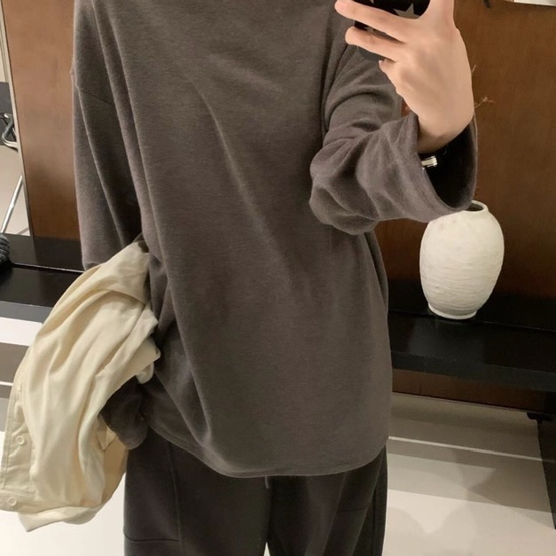 寬鬆大版立領Ｔ