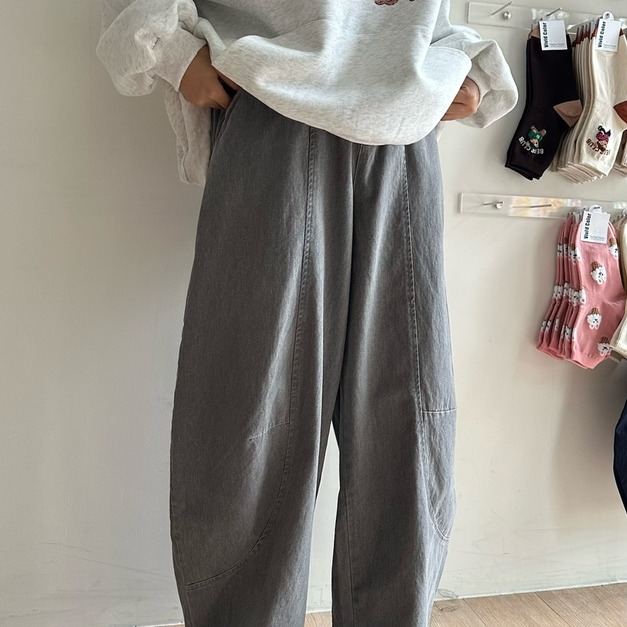 春天的棉質繭型中車線褲