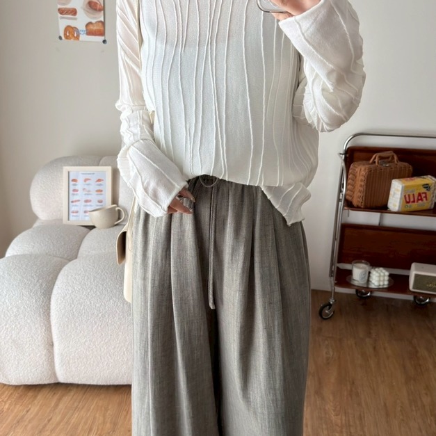 波浪圓領針織上衣