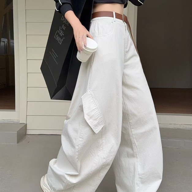 口袋長得不一樣的工裝褲