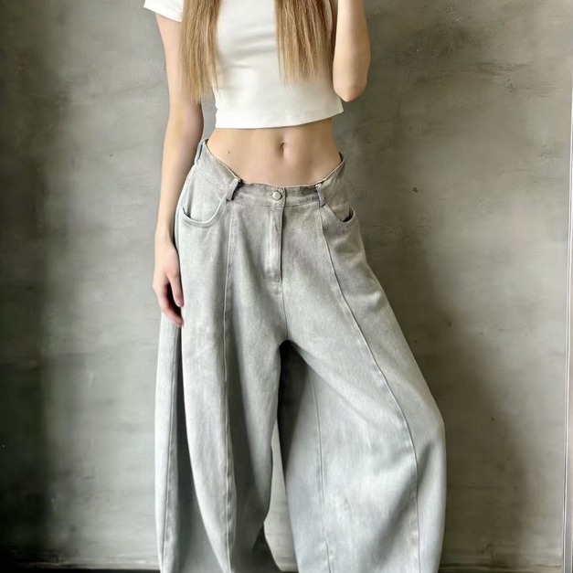 渲染中車線錐形褲