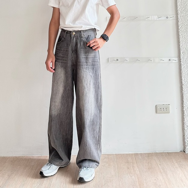 萬年不敗灰直筒寬褲