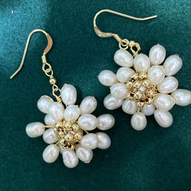 雪花垂吊式珍珠耳環